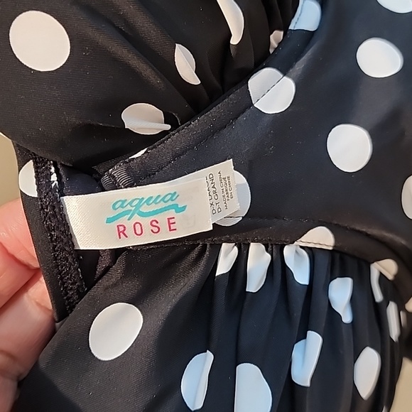 Bathing suit - Picture 5 of 5